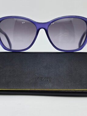 Fendi FS5219 513 Crystal Purple Frame Grey Gradient Lens Sunglasses w/ Case 58mm